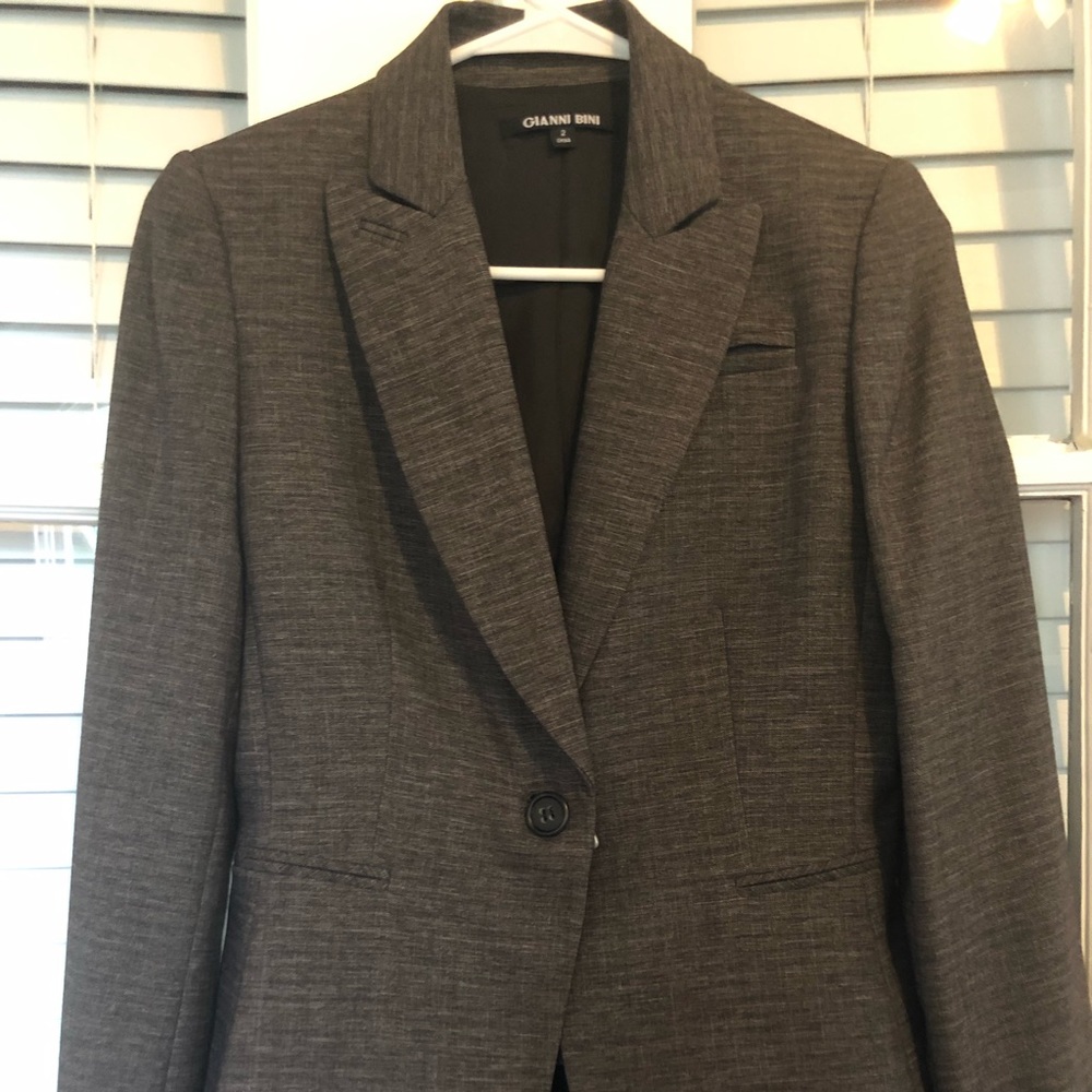 Gianni Bini women’s suit (new!)